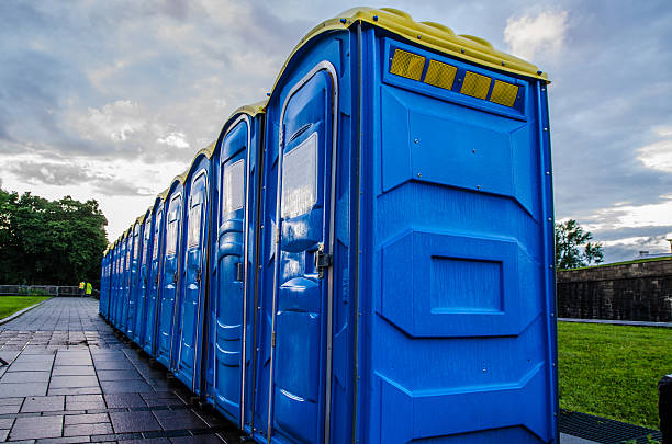 Best Portable restroom trailer rental  in Arlington, MN